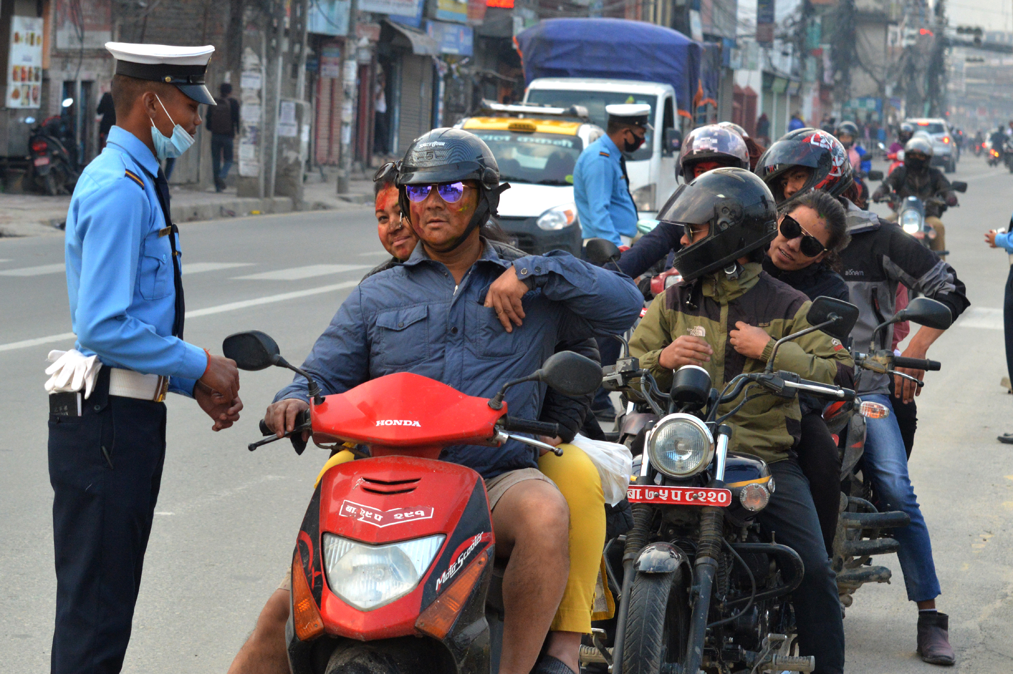 Police Checking सवारी कर तथा नवीकरणमा जरिवाना छुट